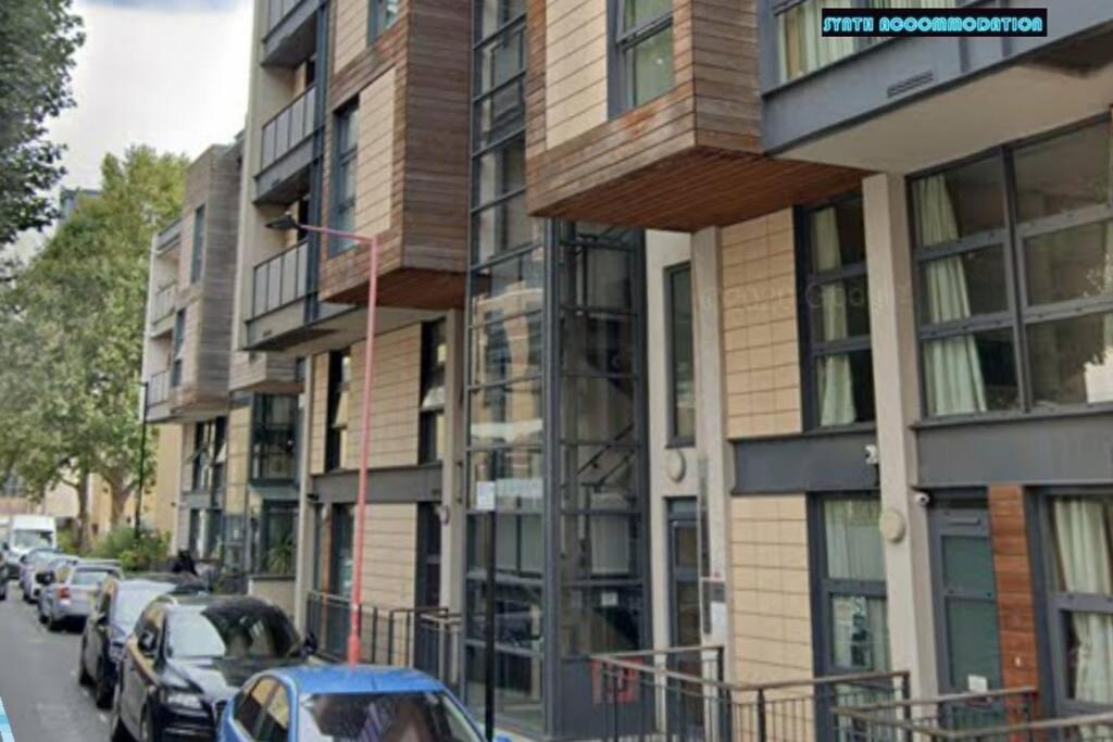80S Retro 1Bed Studio Serviced Apartment Canary Wharf Perfect For Solo & Couple Travellers London Exterior photo